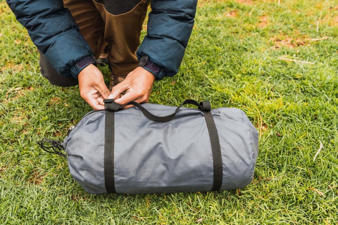 Bolsas secas (dry bags): qué son, qué litraje necesitas y cómo usarlas bien