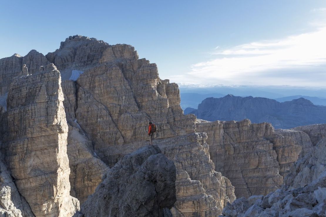 Petzl Sirocco: El casco perfecto para escalar en los Dolomitas