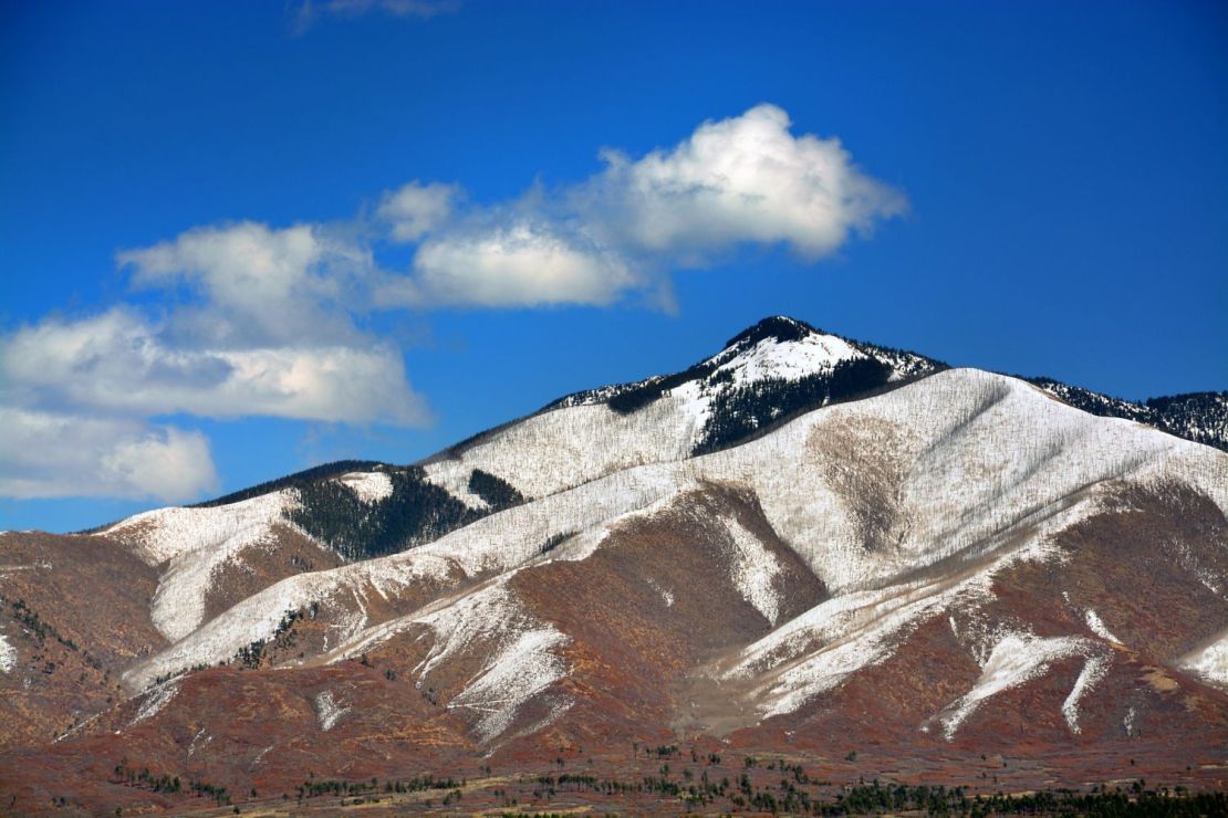 Nevado de Colima: guía para subir el volcán más accesible del occidente