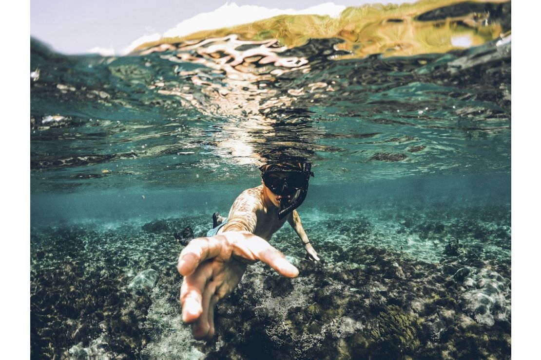 Descubre la Isla Espíritu Santo, Baja California Sur: Snorkel y trekking en una reserva natural.