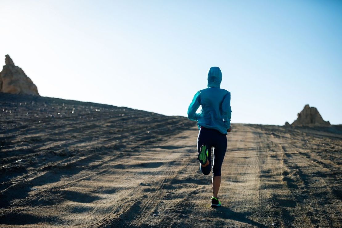 Raidlight: Cómo prepararte para una ultramaratón en el Sahara con el mejor equipo