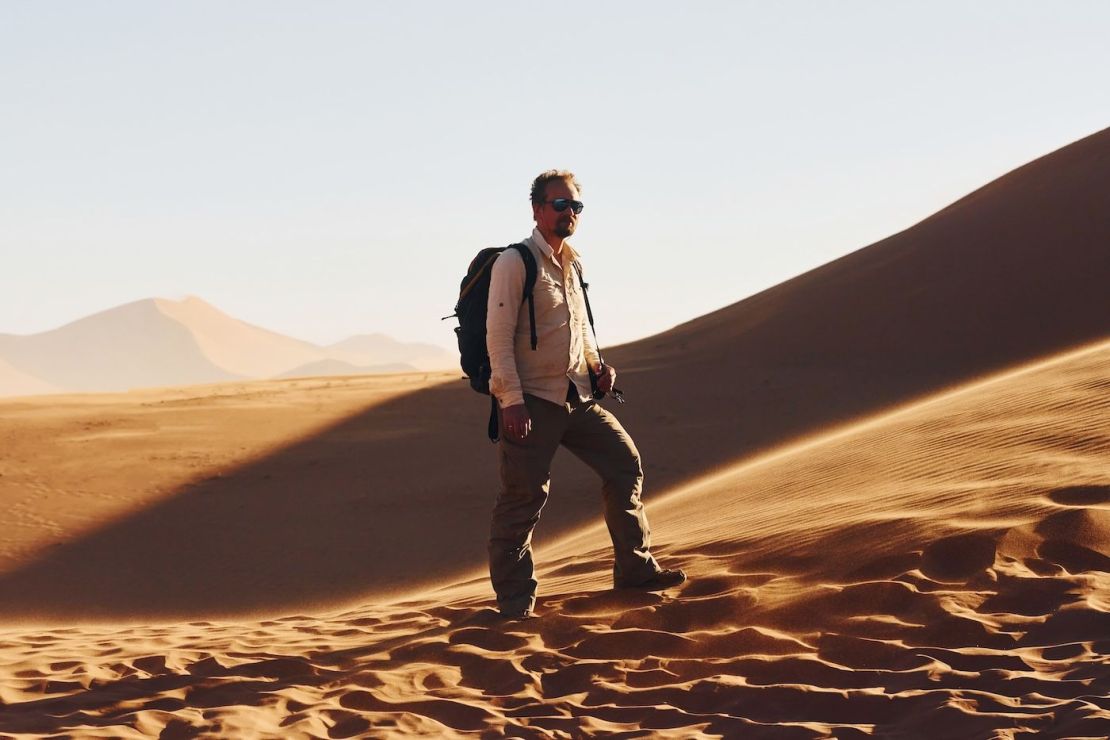 Explorando las Dunas de Yeso en Cuatrociénegas, Coahuila: Qué llevar para caminatas en el desierto.