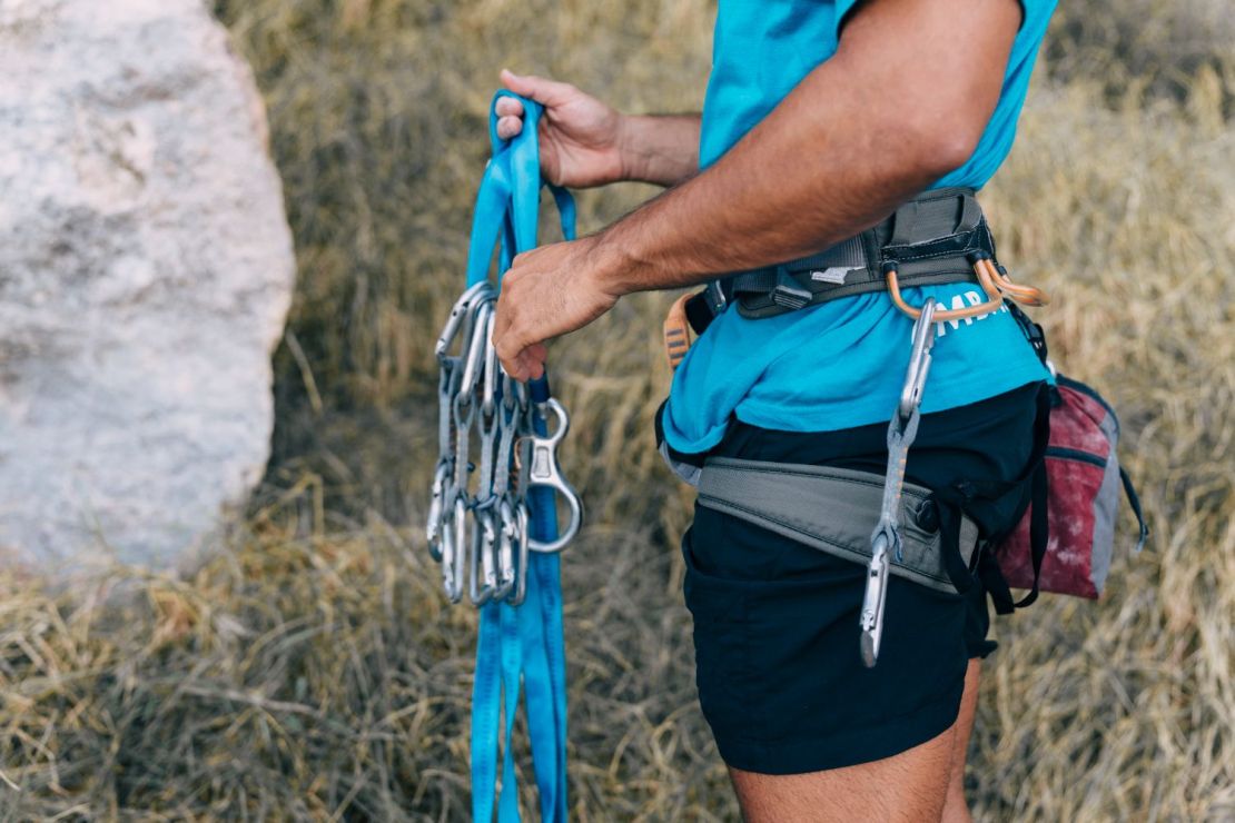 Tipos de descensores para rapel: del ocho al tubo, cuál usar y cuándo