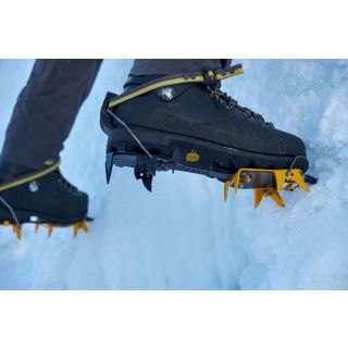 Tipos de crampones: cómo elegir los correctos para tus botas y tu montaña