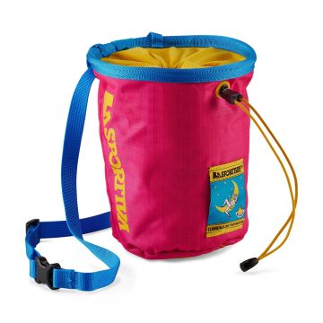 Magnesiera Granite Climbing on the Moon - La Sportiva en solo en Principal