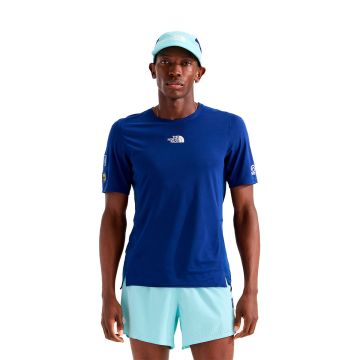 Playera Summit High Trail Short Sleeve-Graphic Edición 1966 - The North Face de The North Face en Bikepacking, Senderismo Y Campismo, Running, Ropa, Ropa De Senderismo, Ropa, Ropa Superior, Playeras y Camisas, Playeras solo en Principal